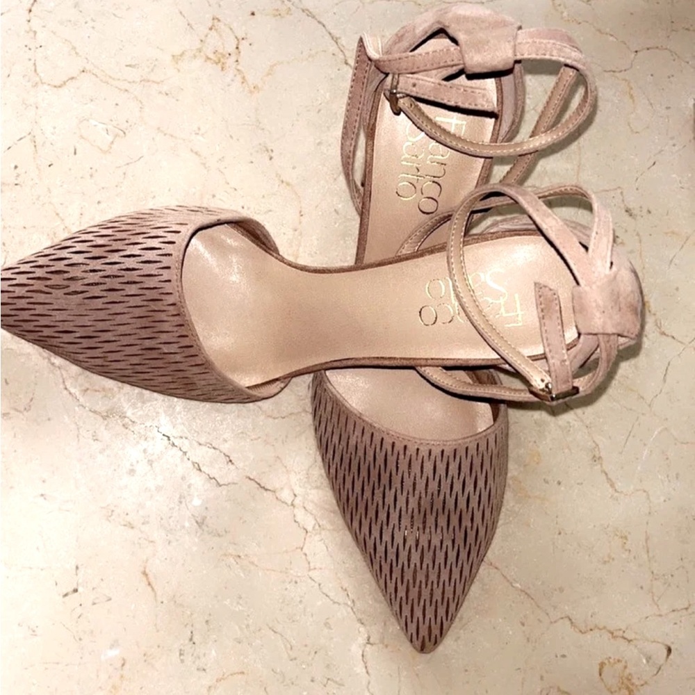 Franco Sarto Taupe Perry 2 heels size 7.5